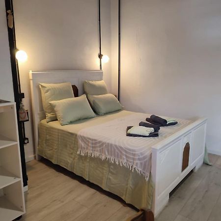Appartement Les Oliviers à Caumont-sur-Durance Extérieur photo